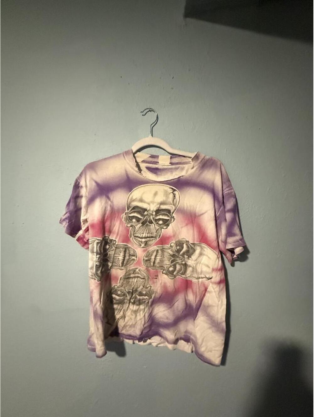 VINTAGE 90'S SKULL SINGLE STIRCH SPIKE ALL OVER PRINT SHIRT TIE DYE